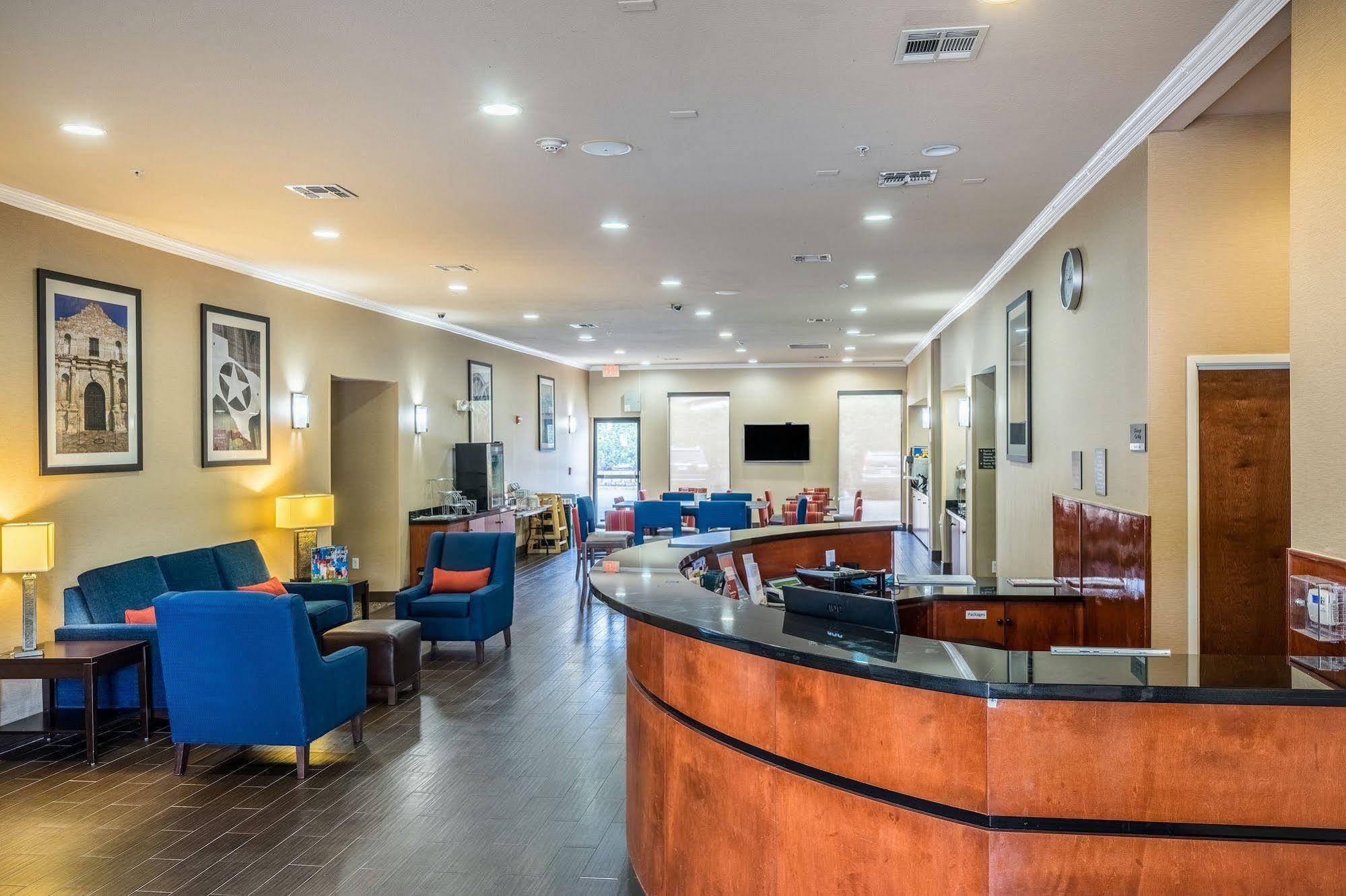 Comfort Suites Near Texas State University San Marcos Luaran gambar