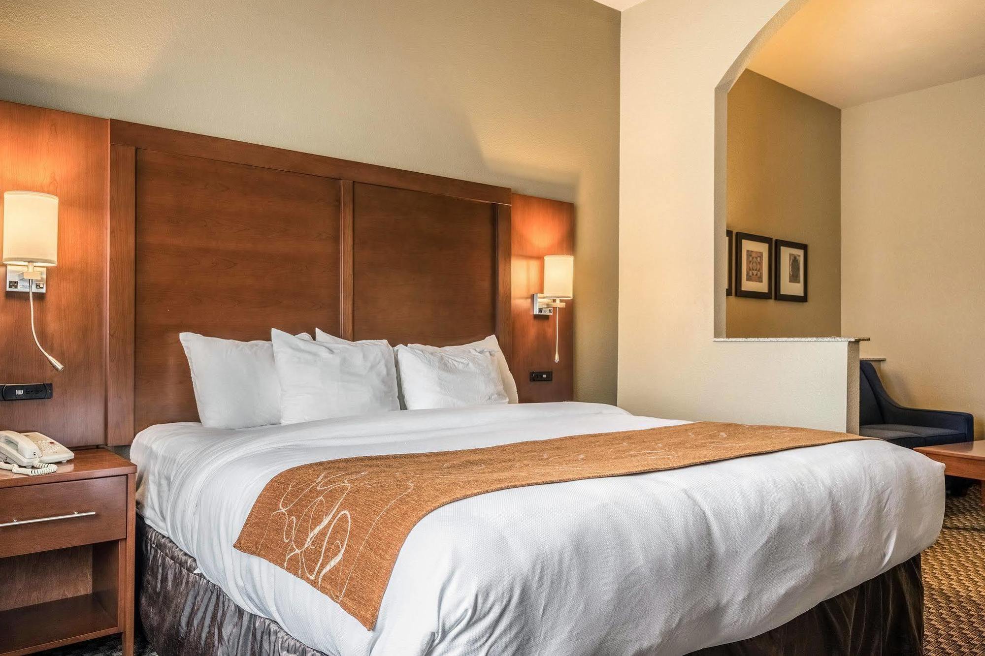 Comfort Suites Near Texas State University San Marcos Luaran gambar